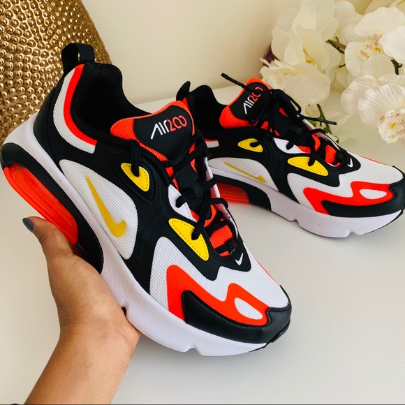 Nike Air Max 200 - Picture 3 of 8